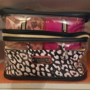 VS makeup bag set